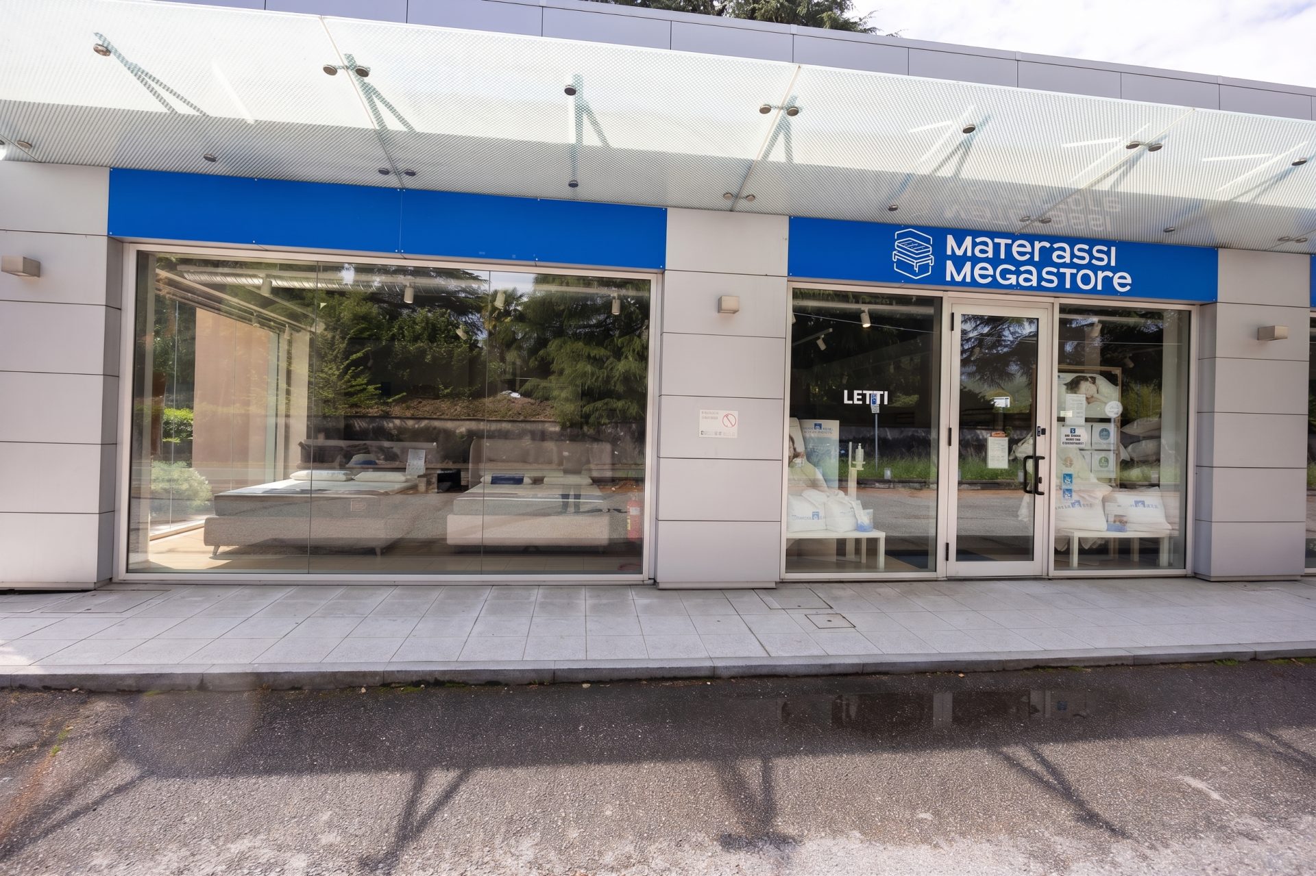 punto vendita materassi varese